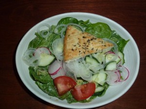 spinach salad sans quiona-monkeypod