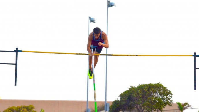 Baldwin's Tyler Feiteira cleared 14 feet, 1 inch, the state's best jump, in the boys  pole vault at the Victorino Ohana Invitational Saturday.  Photo by Rodney S. Yap.