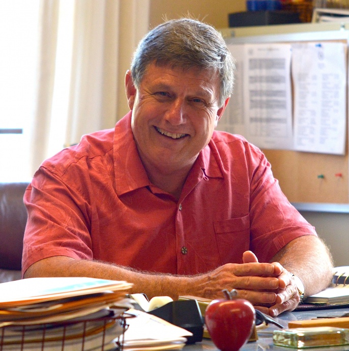 Seabury Hall Headmaster Joe  says, "Steve has left an amazing legacy." Photo by Rodney S. Yap.
