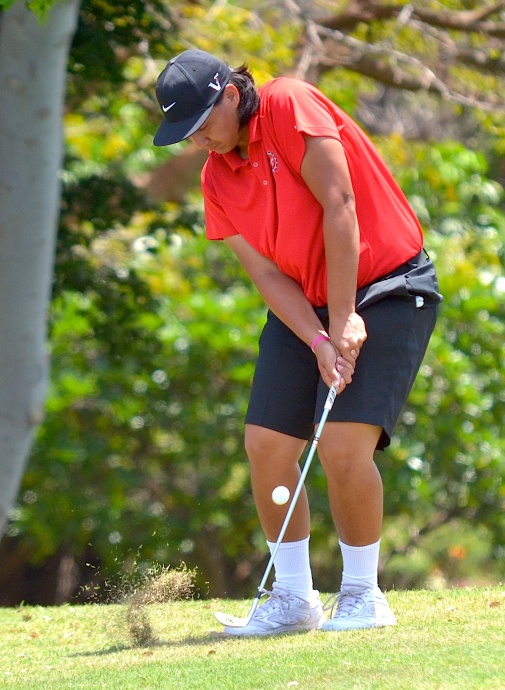 Lahainaluna's Malu Rosenthal was the highest finishing non-Oahu golfer at 12th with a two-day total of 76-73—149. Photo by Rodney S. Yap. 