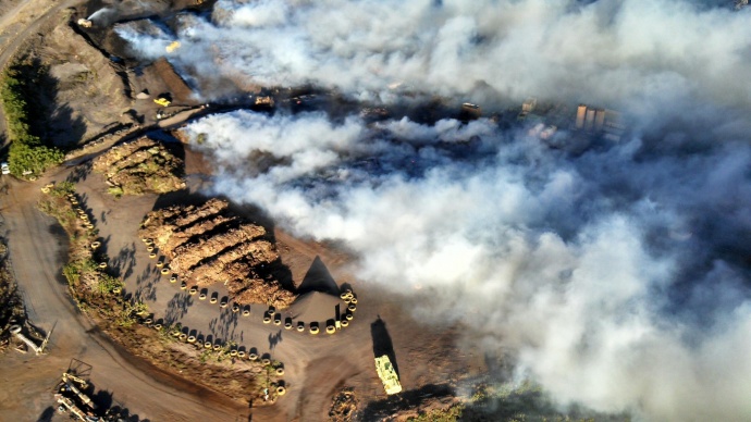 Aerial of Maui Landfill fire. Photo courtesy County of Maui.