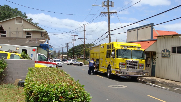 Wailuku structure fire, June 6, 2013.  Photo by Wendy Osher.