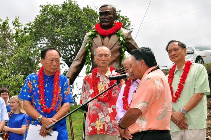 Chinese government officials attend the unveiling of a Sun Mei statue at Sun Yat Sen Park in Kēōkea on Maui.