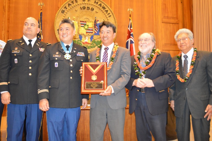 Lieutenant Governor Shan Tsutsui today officially received the Charles Dick Medal of Merit Award, one of the highest awards given by the National Guard Association of the United States. Pictured Left to Right are:  Colonel Bob Lesher, Rep. Mark Takai, Lt. Gov. Shan Tsutsui, Gov. Neil Abercrombie and US Senator Dan Akaka.  Photo Courtesy:  Office of the Lieutenant Governor Shan Tsutsui.