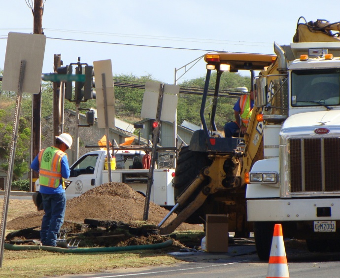 Maui County waterline repairs. File photo by Wendy Osher.