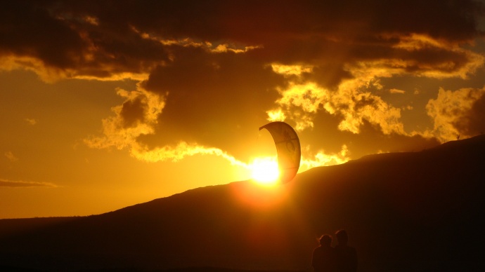 Kite surfing, Maui. File photo by Wendy Osher.