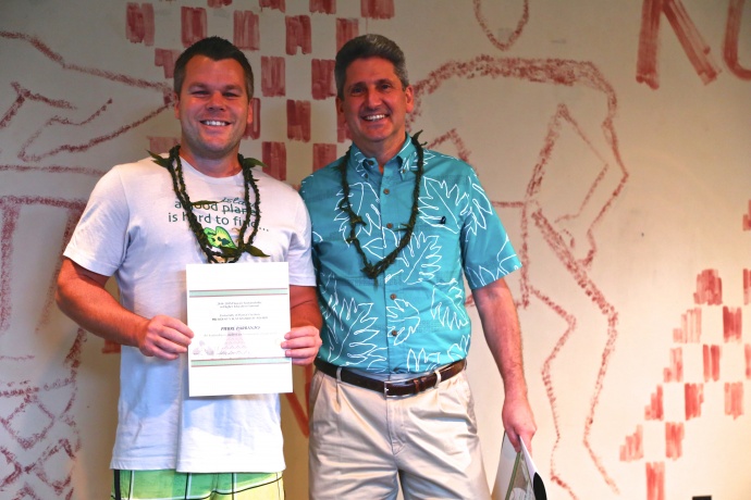 UH President David Lassner and award recipient Pierre Parranto, Student President of the Student Ohana for Sustainability at UHMC.  Photo credit: Ryan Kramer.