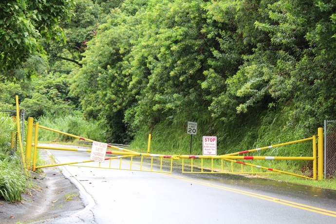 ʻĪao Valley State Park is closed due to flood impacts from Tropical Depression Kilo. Photo 8/24/15 by Wendy Osher.