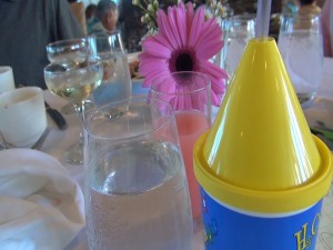 Table at at Mākena Beach & Golf Resort's Easter brunch. Photo by Kiaora Bohlool.