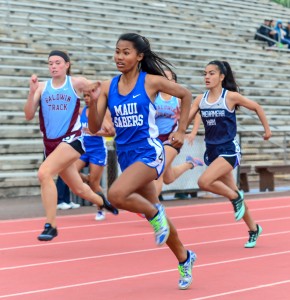 Maui High freshman Alyssa Mae Antolin pulls in front of the field in the girls 100-meter dash Saturday. Photo by Rodney S. Yap.