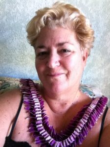 Anita Marci Studios brings Maui Paint Parties to the Pioneer Inn