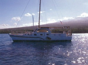 Kai Kanani anchored in Makena.  Image from DLNR Land Board Files.