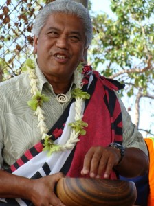 Cultural Practitioner Clifford Naeole presided over the blessing ceremony, marking the start of construction on the Honoapiilani Highway widening project that stretches one mile from Lahianaluna to Aholo Road. Photo by Wendy Osher.