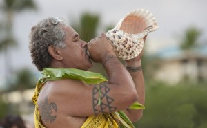 hawaiian ceremony conch native traditional
