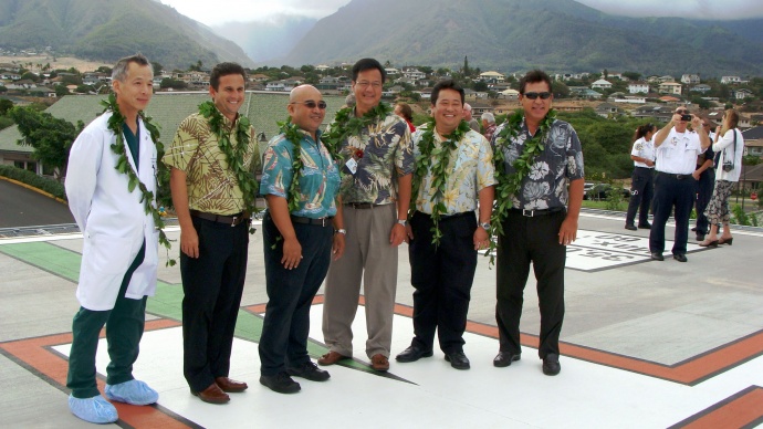 (L to R) Dr. Colin Lee, Lt. Gov. Brian Schatz, Rep. Gil Keith-Agaran, Maui Memorial Medical Center CEO Wes Lo, Rep. Kyle Yamashita, and MMMC Regional Board Member Anthony P. Takitani. Photo by Wendy Osher.