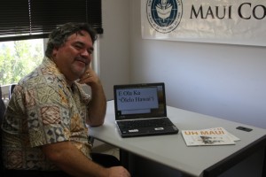 University of Hawaiʻi Maui College faculty member Keola Donaghy with a laptop running Windows 8 with support for Hawaiian language. Courtesy photo, UHMC.