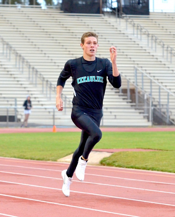 King Kekaulike's Jake Jacobs turned in a state best 51.28 seconds in the boys 400-meter dash Saturday at the Yamamoto Invitational finals. Photo by Rodney S. Yap.