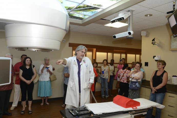 Radiation therapist Timothy B. Dahms demonstrates how the TrueBeam  STx provides faster and more precise treatment of tumors at Saturday’s  open house at the Pacific Cancer Institute of Maui. Courtesy photo.