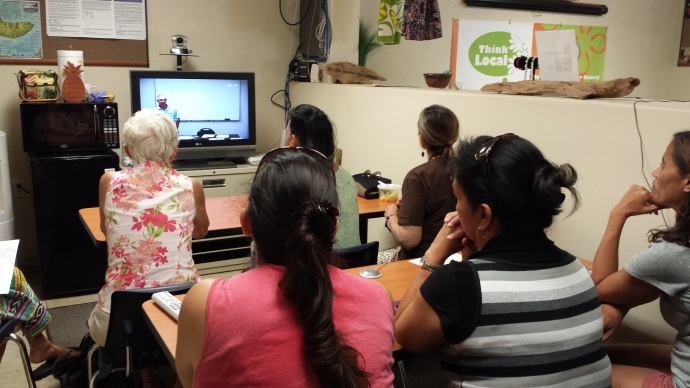 Eight participants at Kuha’o Business Center (Moloka’i) attend the “Beat the Banks” workshop, videoconferenced from Maui County Business Resource Center. Photo courtesy County of Maui.