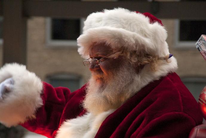 Santa. Image courtesy Wikicommons.