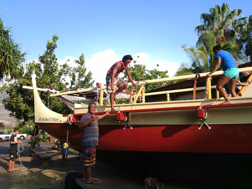 Moʻokiha o Piʻilani on her first day in the sun:  L to R: Volunteers Kalani Kepahulehua, Faavae Maluia, Tahiarii Pariente-Yoram, and Navigator, Kala Baybayan.  Photo by Leilani Lynne Hasbrook, courtesy Hui o Waa Kaulua.