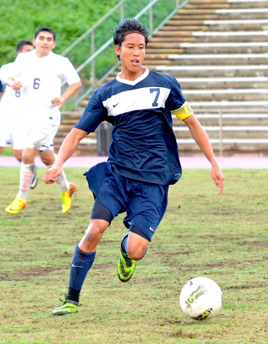 Kamehameha Maui senior Daniel Queng is hoping to improve on last year's third-place finish. Photo by Rodney S. Yap. 