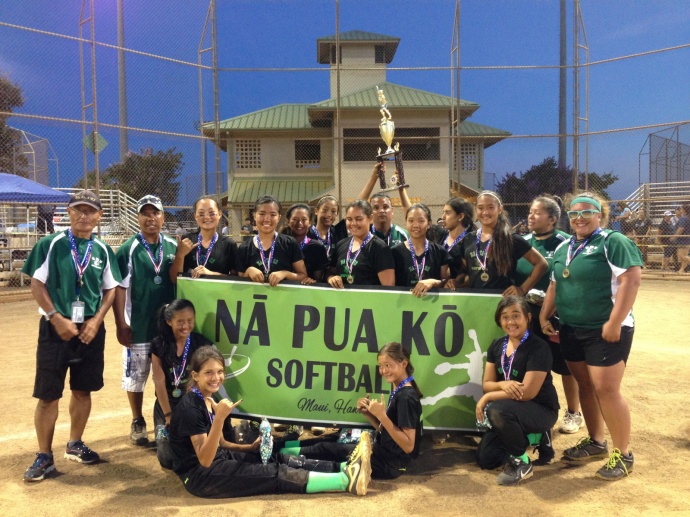 Nā Pua Kō girls fast-pitch softball team from Kahului, Maui.  Courtesy photo.