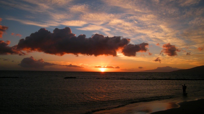 Kihei Sunset / Image: Asa Ellison