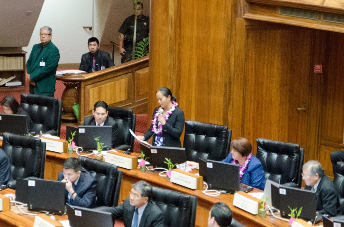 Rep. Della Au Belatti (Makiki, Tantalus, Papakolea, McCully Pawaa, Manoa), who co-introduced the bill speaks on the House Floor. Courtesy photo.