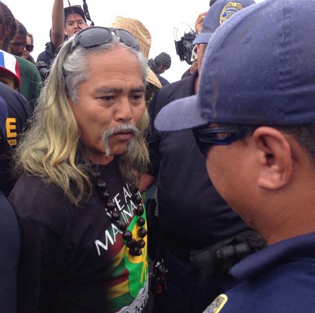 Demonstrations continued at Mauna Kea on Hawaiʻi Island today (6/24/15) with 11 more people arrested. Photo credit: Te Rawhitiroa