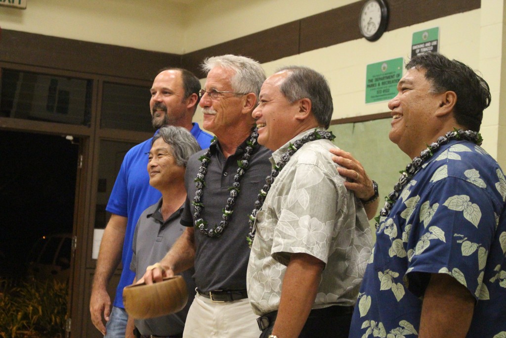 Dr. Harold Keyser accepts his award at Maui County Farm Bureau General Membership meeting. Photo courtesy: Ka’uhane Inc.