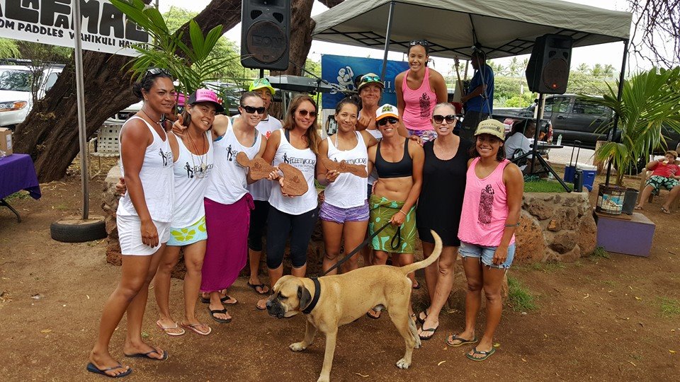 Maui Linen crew. 2015 Maui Nui Canoe Race. Courtesy photo.