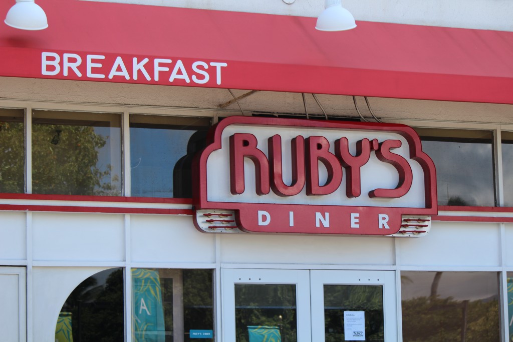 Ruby's Diner at the Queen Kaʻahumanu Shopping Center in Kahului. Photo by Wendy Osher.