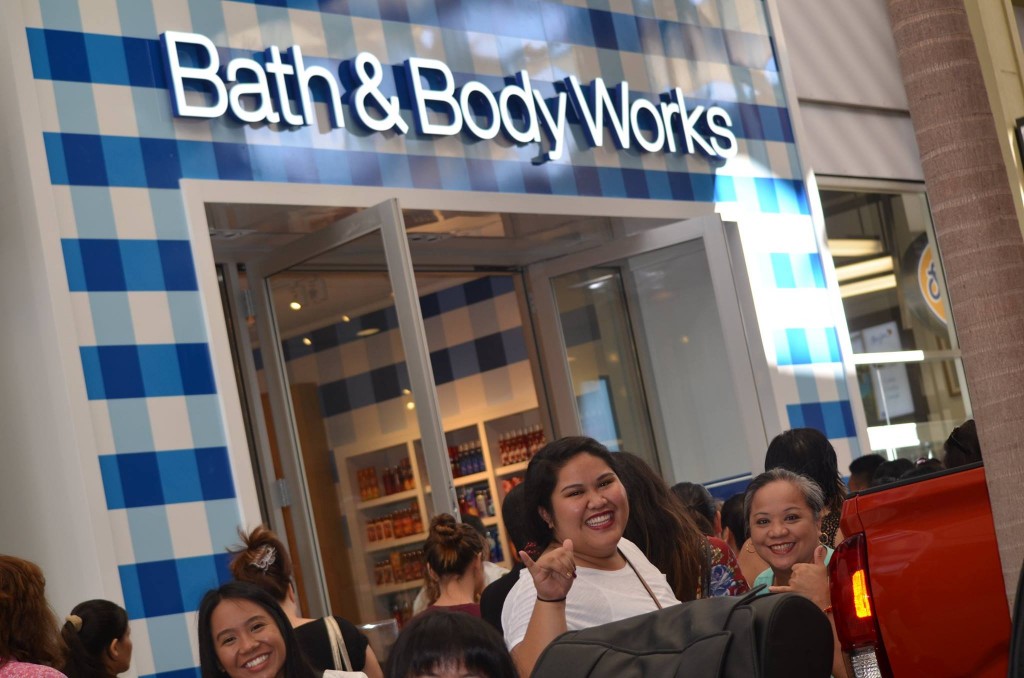 Bath & Body Works, Queen Kaʻahumanu Center, 11/9/15. Photo credit: QKC.