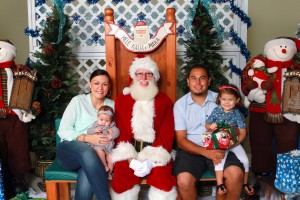 Santa at the Maui Mall. Courtesy photo: Maui Mall.