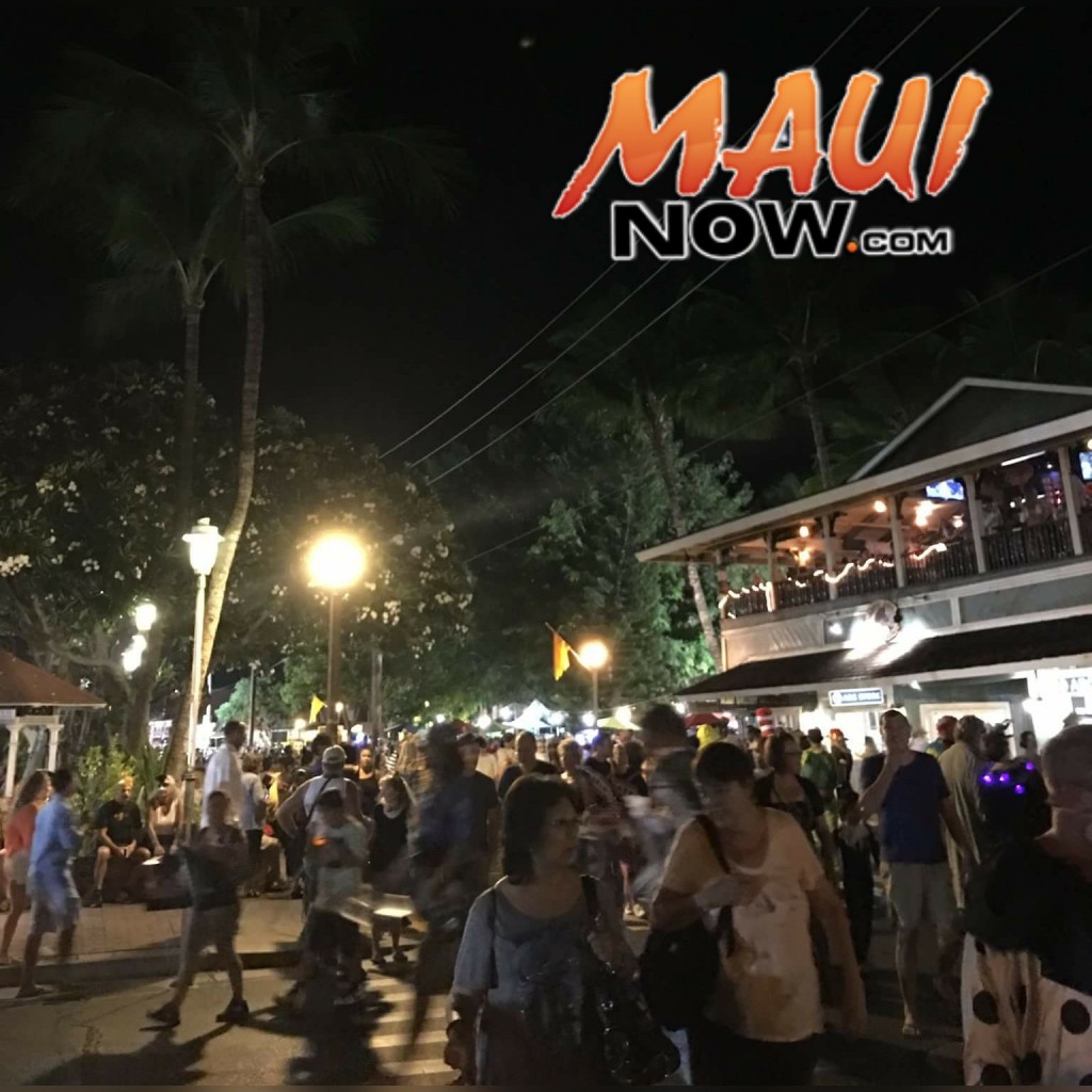 Halloween in Lahaina 2015. Photo credit: Maui Police Department. 