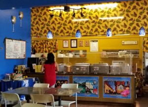 Build your own calzone at Lanai's Cafe 565. Photo courtesy of Lanai Visitors Bureau.