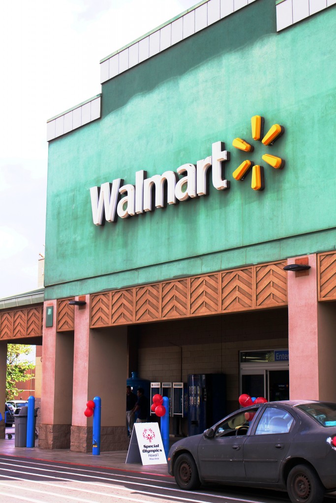 Walmart, Kahului. 2014 file photo by Wendy Osher.