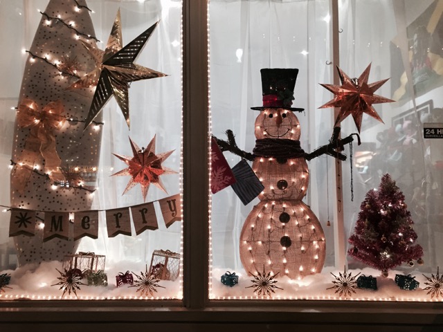 Simply Soul won the contest for Most Beautiful store front window. Photo credit: Ashley Takitani Leahey