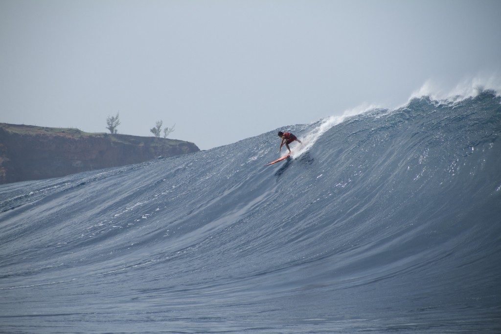 Image: Wangdu Hovey 1.28.16 Pe'ahi "Jaws" / Surfer: Tyler Larronde