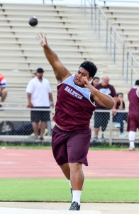 Baldwin's Andre Vaivela finished third in the boys shot put with a toss of 41 feet, 2 inches. Photo by Rodney S. Yap.