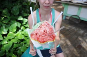 Ululani's Shave Ice. Courtesy of Flickr/Michael Saechang.