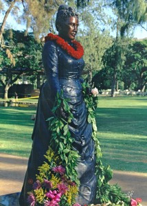 Young Kapiolani Statue. Courtesy photo: Hawaiʻi State Foundation on Culture and the Arts.