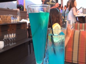 Blue drinks to mark World Autism Awareness Day at Fleetwood's on Front Street in Lahaina. Photo by Kiaora Bohlool.