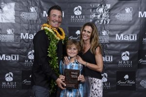 Restaurateur Aaron Placourakis with his family, after winning the 2016 'Aipono Lifetime Achievement Award.  Courtesy photo.