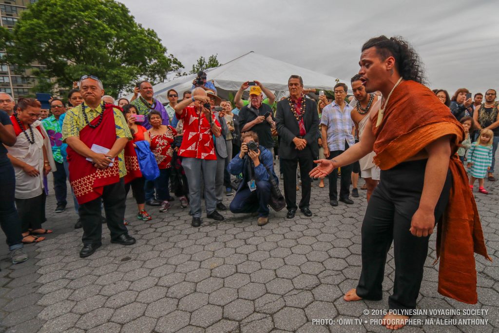 Hōkūleʻa arriving in New York. (6.5.2016) Photo credit: Polynesian Voyaging Society / Nāʻālehu Anthony / ʻŌiwi TV