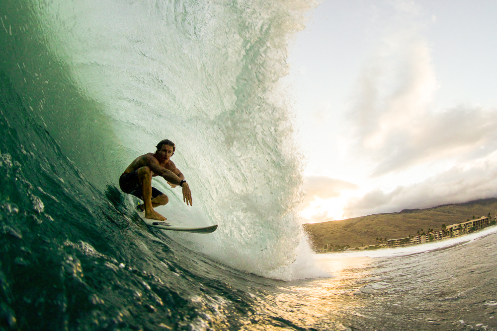 Jimmy Mickenny with the backside approach at Ma'alea Photo: Dave Gomez
