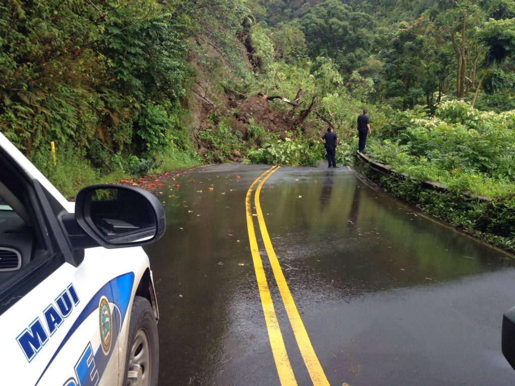 Hana Hwy landslide at Wailua. Photo credit Boeche ʻOhana.