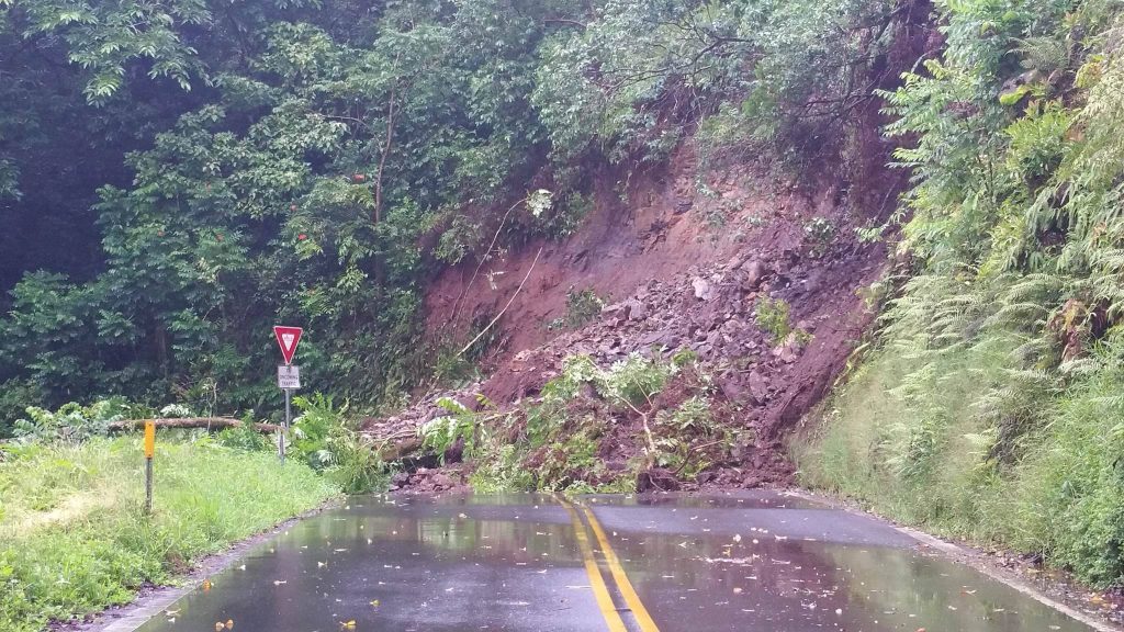 Hāna Highway landslide at Kailua. 7.21.16. Photo credit: Jamie Kuia.
