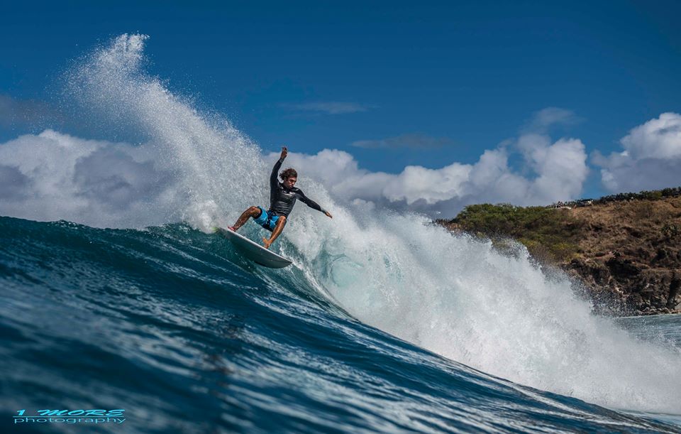 Ian Gentil carving at Honolua Photo: OneMore Photography